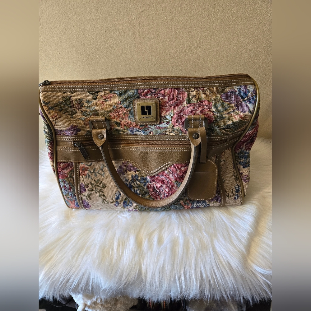 RARE VINTAGE FLORAL LEISURE LUGGAGE CARRYON DUFFEL WEEKEND OVERNIGHT TRAVEL BAG